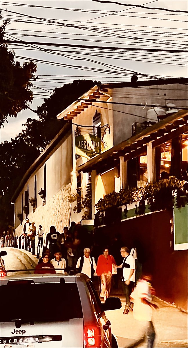 Buenas noches. Desde El Hatillo.