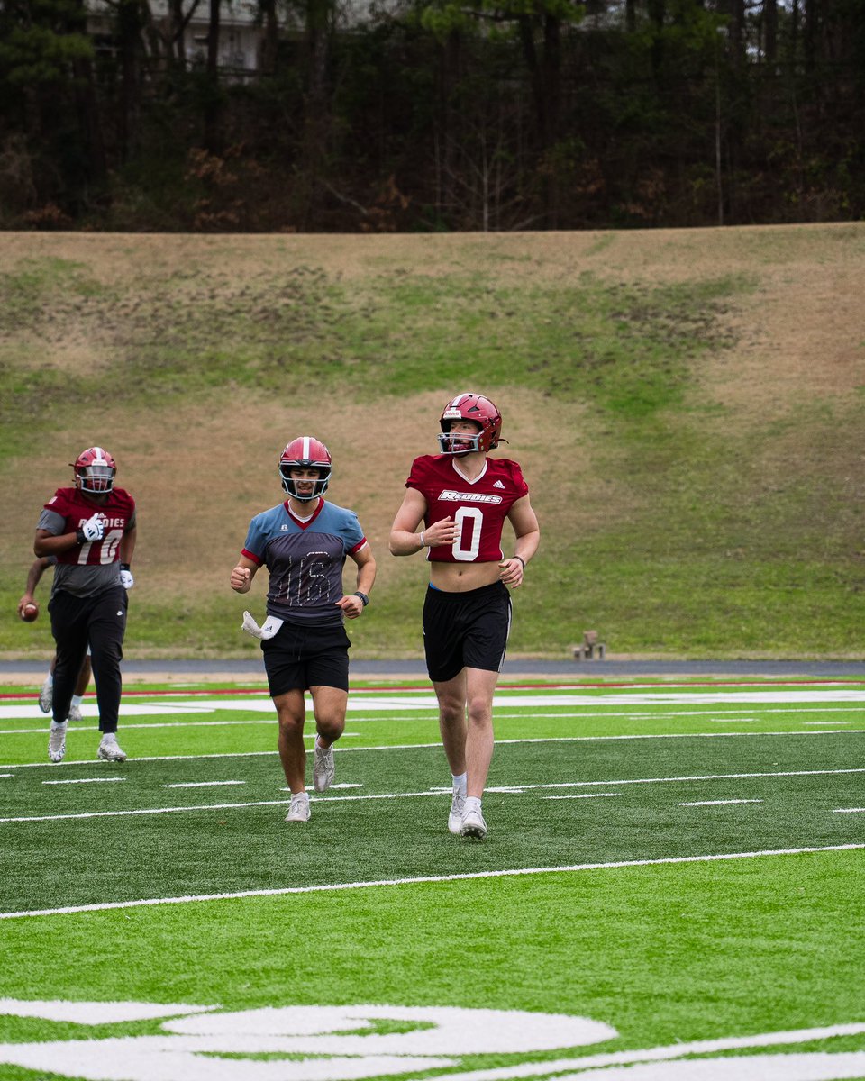 Henderson State Football tweet media