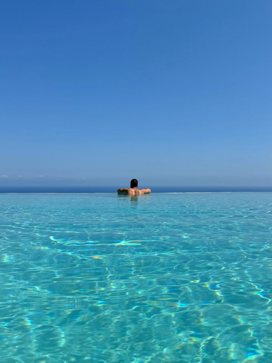 CVivere's tweet image. Tutta la suggestione del #FuroreGrandHotel e della sua #InfinityPool 🩴

Ci andresti?

#campaniadavivere #campania #PoolParty #landscapephotography