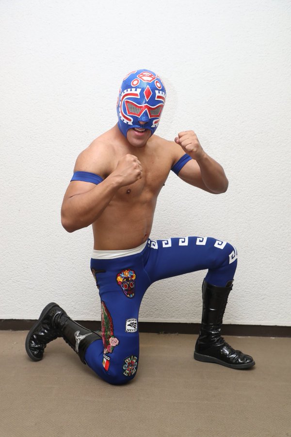 GlJv1jQagAAWD2z?format=jpg&