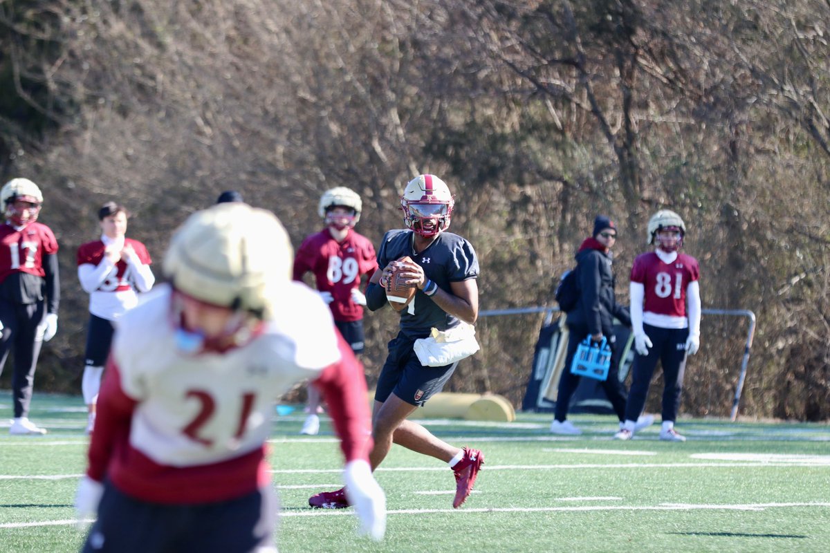 Elon Football tweet media