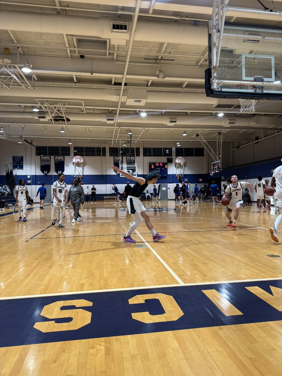Playoffs Live From New Haven, CT 

Round 1 Division 2 Boys Matchup 

Hillhouse Vs Newtown 

<a href="/32_Degrees/">Matt Lawrence</a> <a href="/32Sports1/">32Sports</a> @GameTimeCT 

#hsbb #playoffs #cthsb
