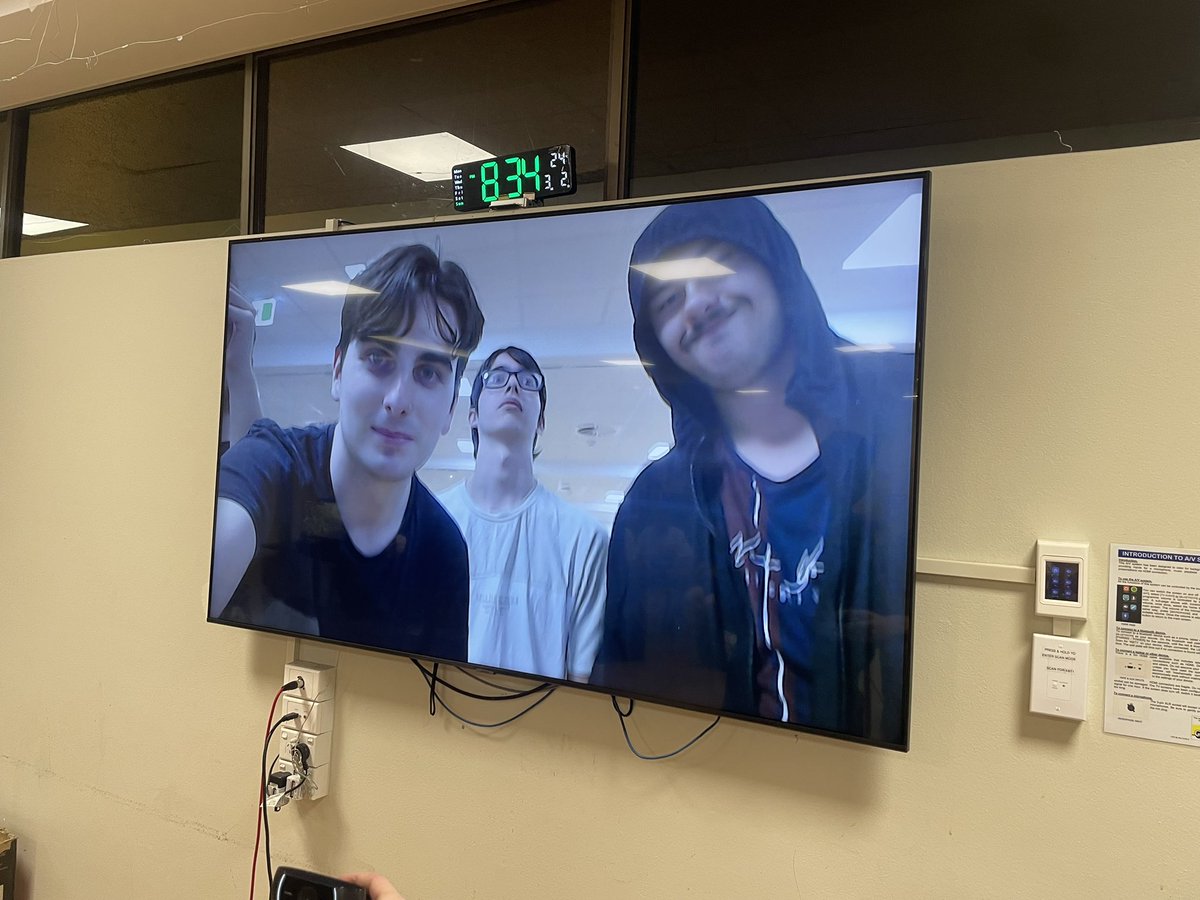 Congrats to the top 8 of Okay this is Epping #36!

1st: <a href="/Unfezant_/">Unfezant</a> 
2nd: <a href="/Ryan_E65/">Ryan</a> 
3rd: <a href="/realKeenansaur/">Keenansaur</a> 
4th: <a href="/Shmuey/">Shmu</a> 
5th: @kengu_ssbu and <a href="/MrMorgone/">Morgone</a> 
7th: <a href="/Slimboy17_/">SG Slimboy17</a> and <a href="/SkyeMayCry/">Skye May</a> 

Bracket: start.gg/otie36