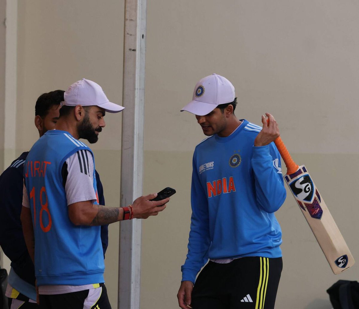 virat_kohli_18_club tweet media