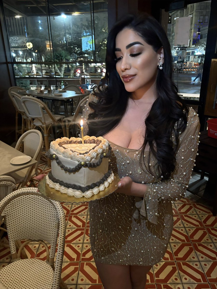 ✨🍸♓️