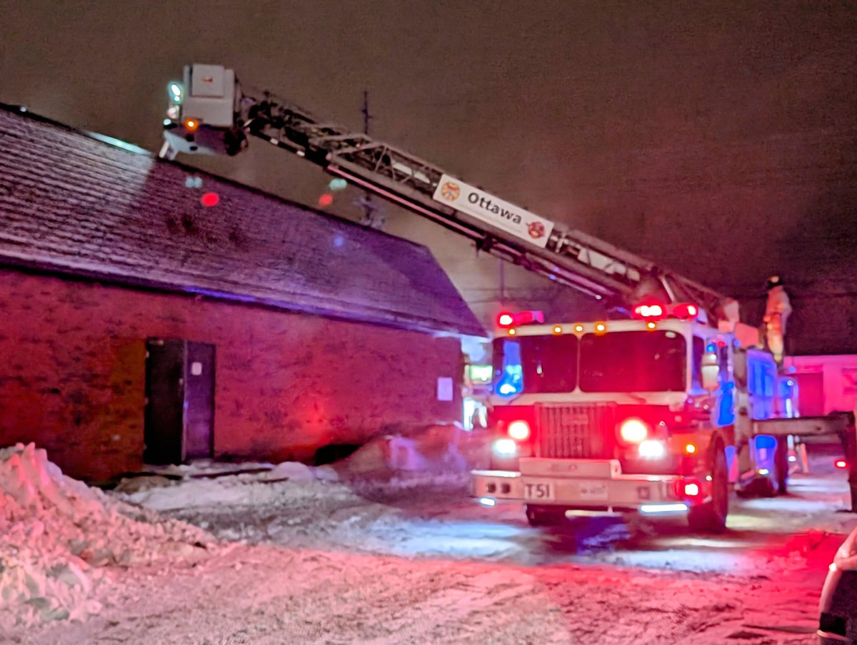 Scott Stilborn (@ofsfirephoto) on Twitter photo Ottawa Fire on the scene of a Working Fire in the 1500 block of St. Laurent Boulevard at Belfast Road. <a href="/OttFire/">Ottawa Fire Services</a> #Ottawanews #Ottawa Ottawa Fire on the scene of a Working Fire in the 1500 block of St. Laurent Boulevard at Belfast Road. <a href="/OttFire/">Ottawa Fire Services</a> #Ottawanews #Ottawa
