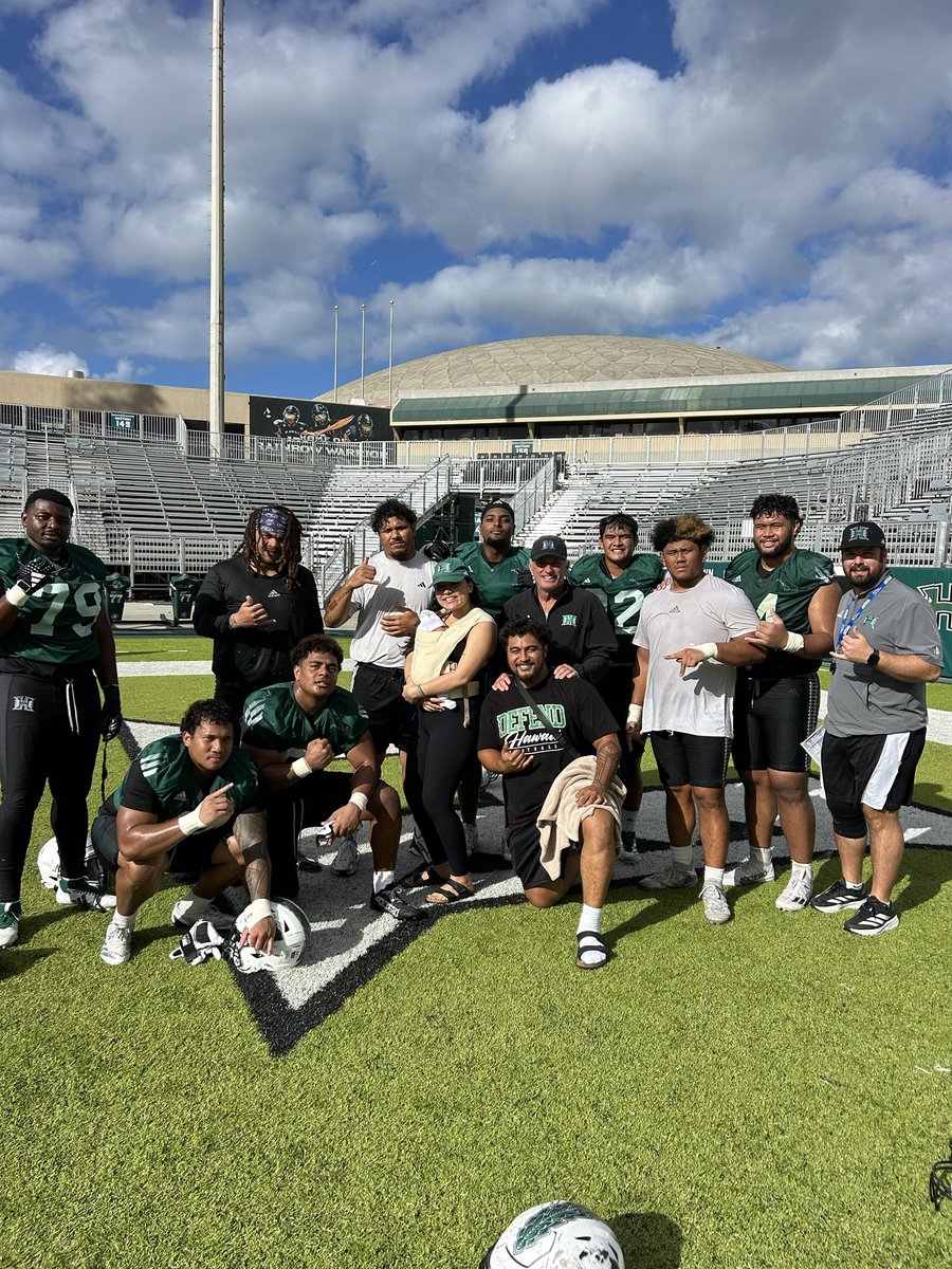 Jeff Reinebold (@jeff_reinebold) on Twitter photo GREAT TO SEE ANTHONY SAGAPOLUTELE A <a href="/HawaiiFootball/">Hawaii Football</a> ALUM & LIFETIME DT HUI MEMBER & HIS WIFE STOP OUT AT PRACTICE TODAY TO SHOW OFF THEIR NEW SON! WHEN YOU PLAY DT AT HAWAI'I YOU REP THE 808, ARE OHANA, PART OF THE DT HUI AND A MEMBER OF DA #BRADDAHHOOD FOR LIFE! GREAT TO SEE ANTHONY SAGAPOLUTELE A <a href="/HawaiiFootball/">Hawaii Football</a> ALUM & LIFETIME DT HUI MEMBER & HIS WIFE STOP OUT AT PRACTICE TODAY TO SHOW OFF THEIR NEW SON! WHEN YOU PLAY DT AT HAWAI'I YOU REP THE 808, ARE OHANA, PART OF THE DT HUI AND A MEMBER OF DA #BRADDAHHOOD FOR LIFE!