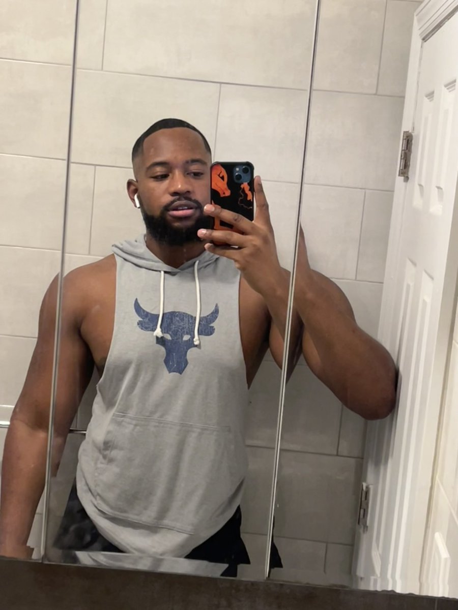 LeonidasCaesar's tweet image. Hi 👋🏾 📸