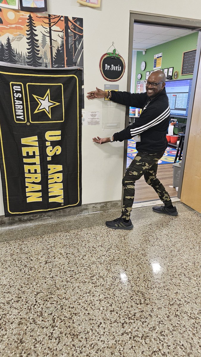David T. Howard Middle School (@apshoward) on Twitter photo College & Career Week: Military Monday, Wear Camouflage or Red, White, and Blue <a href="/apsupdate/">ATL Public Schools</a> College & Career Week: Military Monday, Wear Camouflage or Red, White, and Blue <a href="/apsupdate/">ATL Public Schools</a>