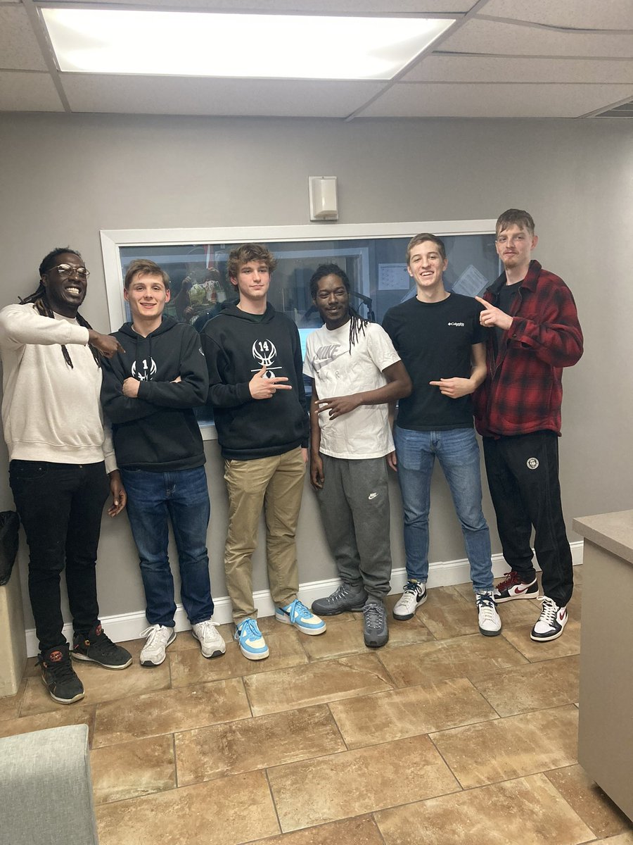 Thank you to <a href="/SOTGsmoke/">Smokey Putnam</a> and <a href="/Carlito25Way/">Carlito25Way</a> for the opportunity to be on the <a href="/SotgSports/">SOTG Sports</a> show! 

Love what they do and the impact they have on young players like us! 

<a href="/Coach_Jordan4/">Jordan Long</a> <a href="/RyanStan_2027/">Ryan</a> <a href="/MayerWeatherly/">Mayer Weatherly</a>