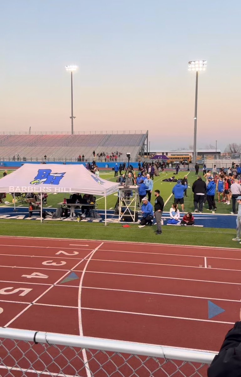 savonyac1's tweet photo. At Eagle Relays, I ran the 800, 400, and 4x4! I PR’d in the 800 with 2:19.06, and ran a 59 split as 2nd leg for the 4x4. The 400 didn’t go as wanted, but overall this was a great meet! A lot of lessons learned, and I thank God for it all! Next week is A&amp;M! https://t.co/AtZbbSueve