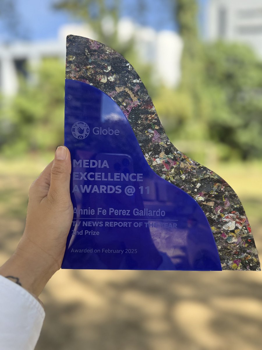 feanneperez's tweet image. Finally received my @globeicon trophy! Thank you for this recognition to journalists, especially across the regions! 

#GMEAat11 #IgnitingProgress #GlobeofGood
#GoForwardTogether