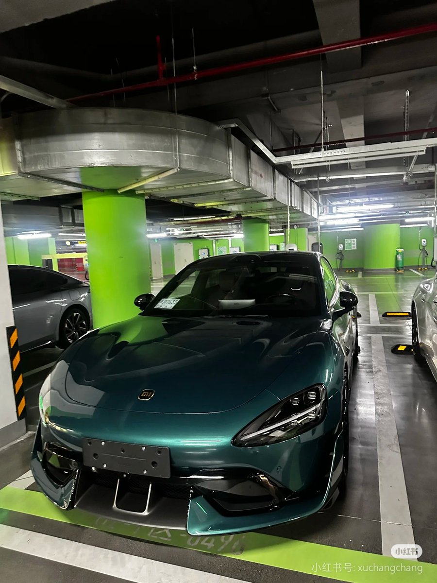 天津su7ultra 鹦鹉绿 超帅的