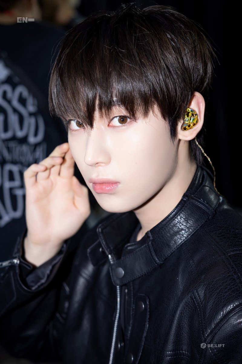 ENHYPEN's tweet image. [🎞️#ENroll]
ENHYPEN BACKSTAGE PHOTO
@ WORLD TOUR ‘WALK THE LINE’ in BULACAN_250301

#ENHYPEN #엔하이픈
#EN_WALKTHELINE
#EN_WORLDTOUR_WALKTHELINE
#WALKTHELINE_IN_BULACAN