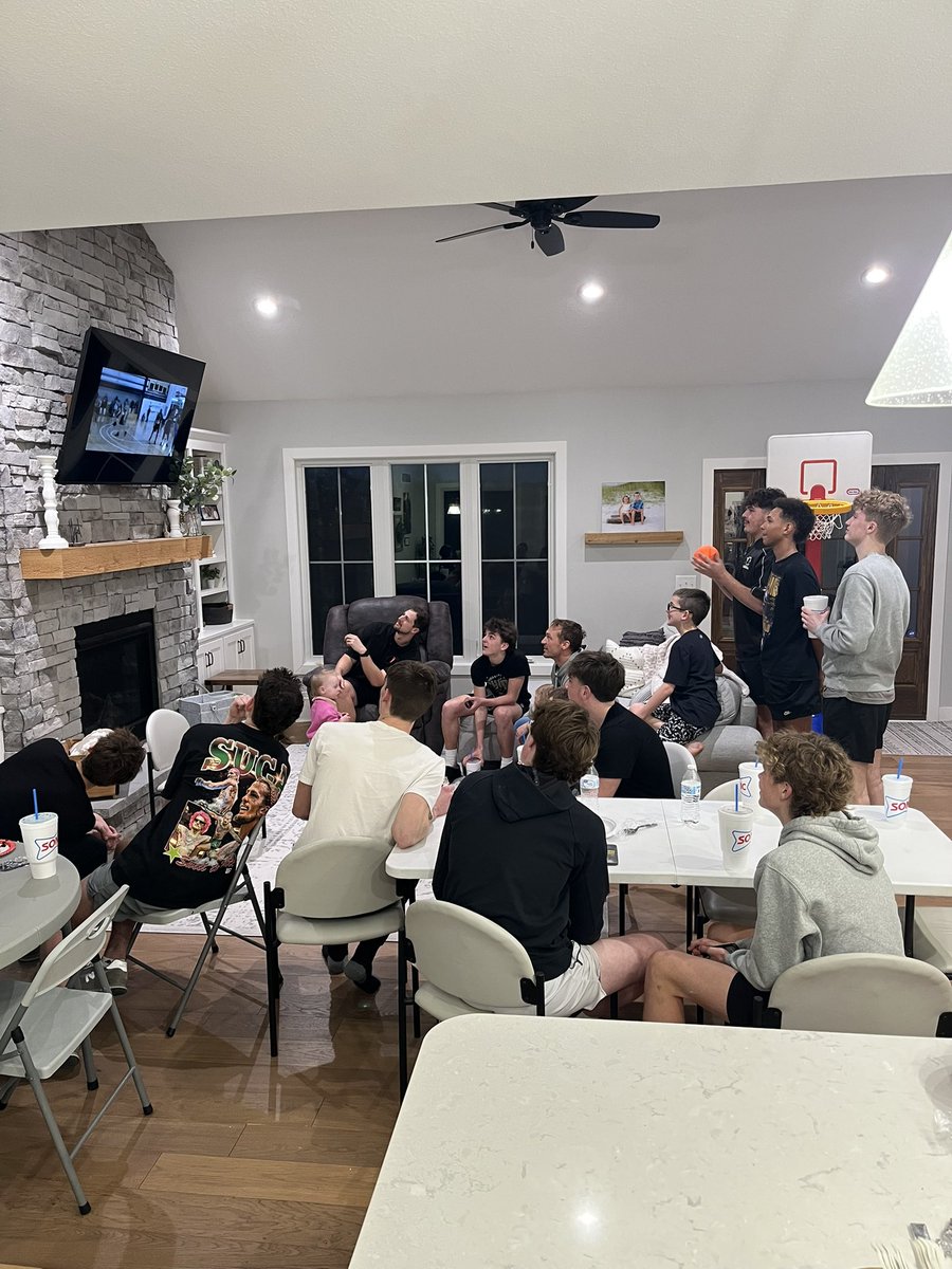 Paola HS Boy's Basketball tweet media