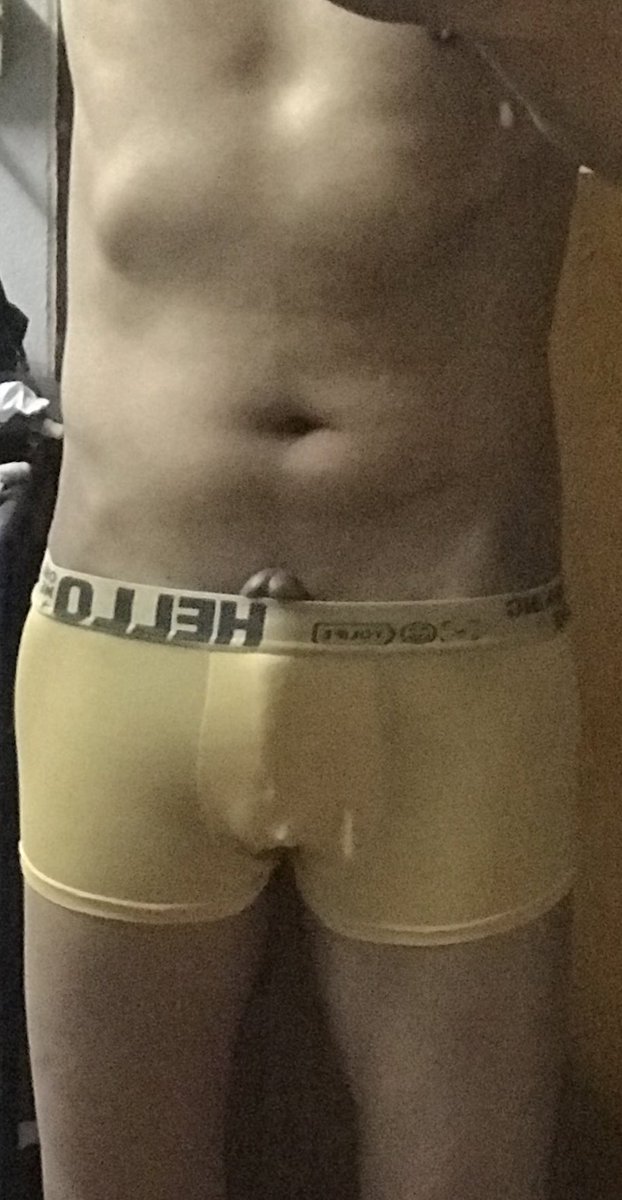 วันอังคารสีเหลือง 😋😋🍆🍆😎😎