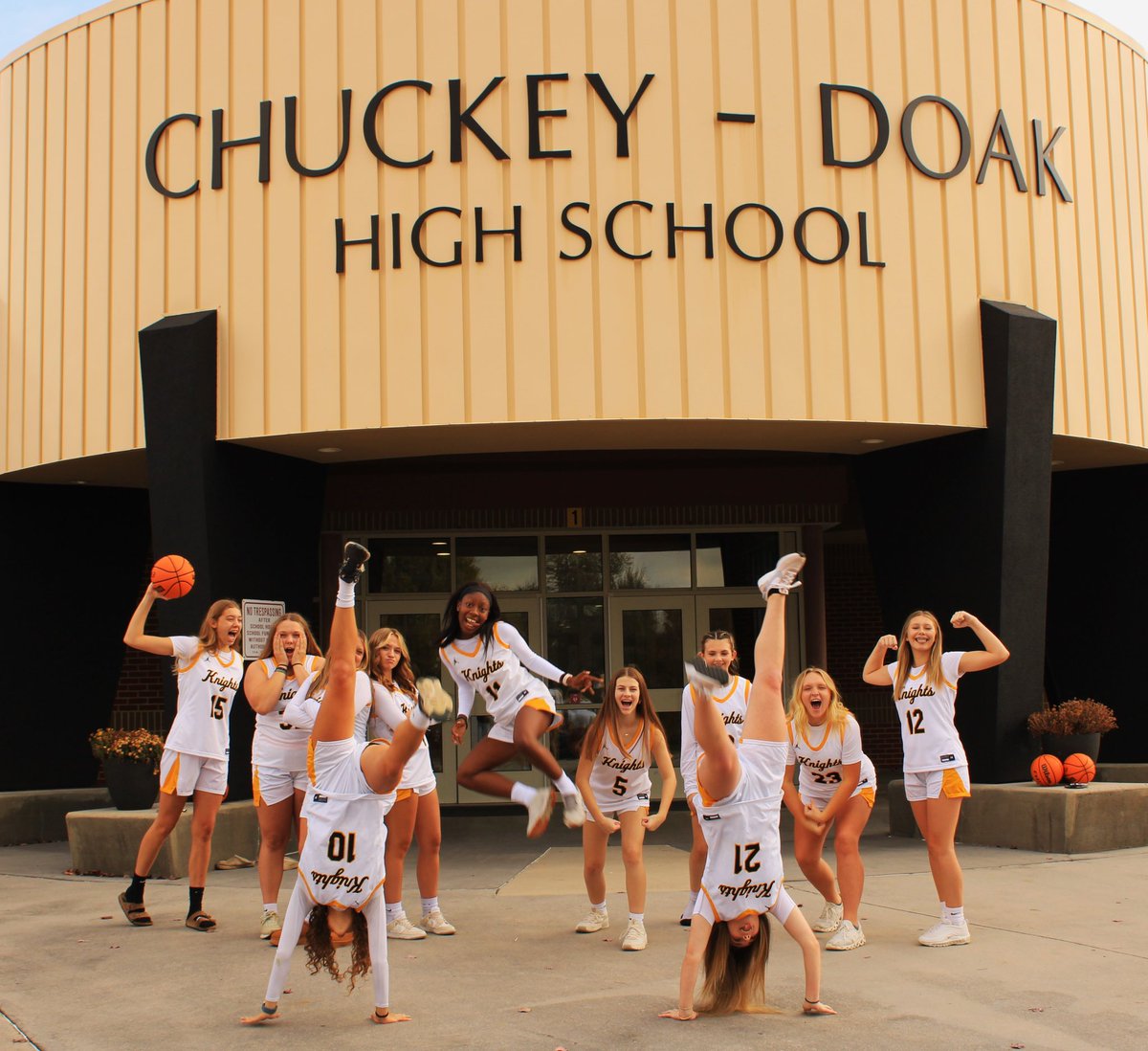 CDHS Women's Basketball (@cdhs_wbb) on Twitter photo 