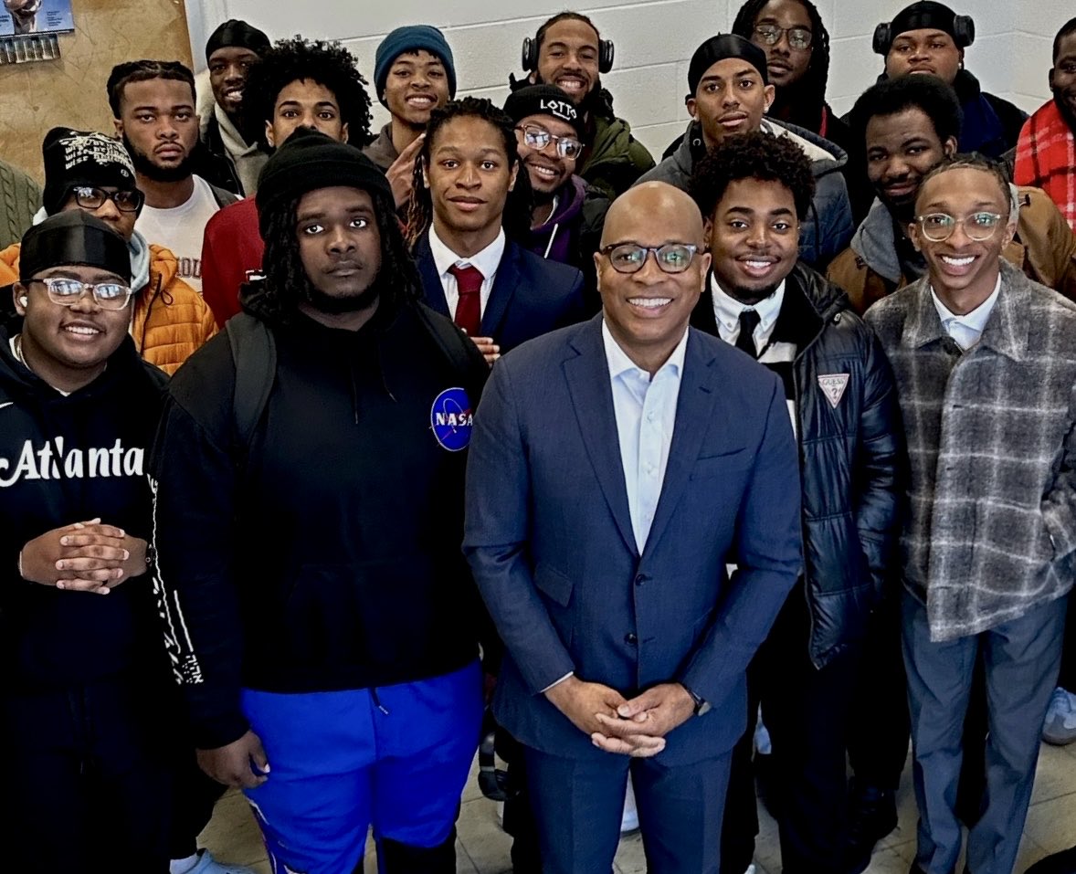 Dr. Duke Bradley, III (@newtonsupt) on Twitter photo So much fun engaging with the young brothers <a href="/Morehouse/">Morehouse College</a>! I always leave encouraged, motivated, and re-energized - and reminded that there is so much value in giving back through the investment of time. So much fun engaging with the young brothers <a href="/Morehouse/">Morehouse College</a>! I always leave encouraged, motivated, and re-energized - and reminded that there is so much value in giving back through the investment of time.