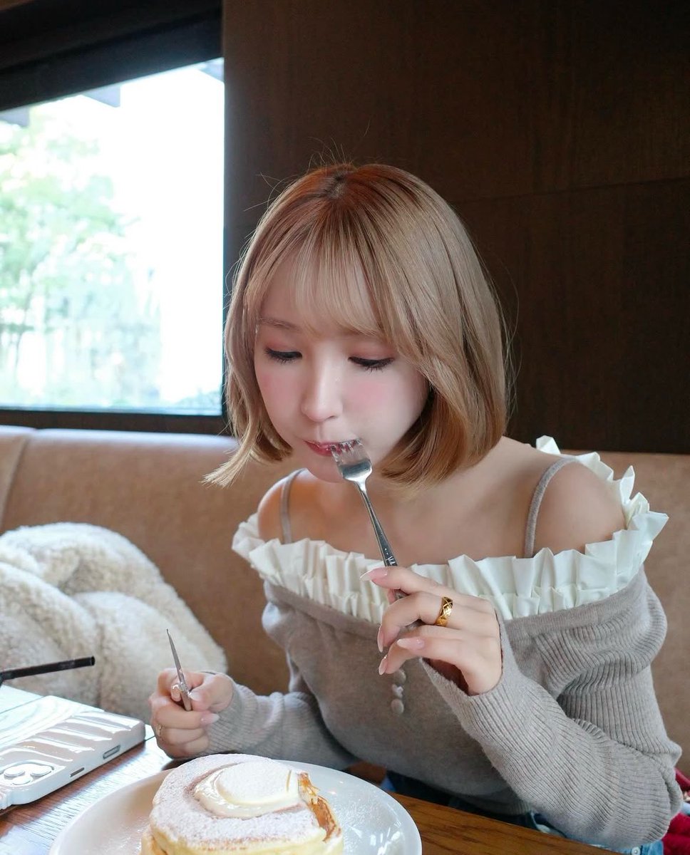 mistreass - Search / X