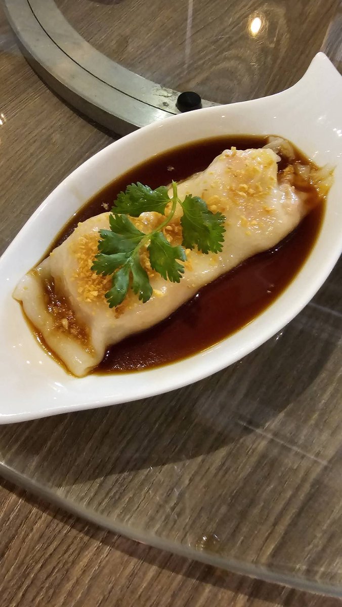 hungrygai's tweet photo. ก๋วยเตี๋ยวหลอดกุ้ง กุ้งเป็นตัวกุ้งเต็มคำ 🍤 https://t.co/Wr5ftzPG5T