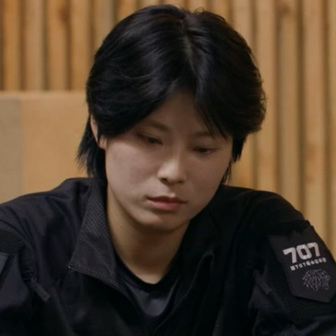 홍합에물린 머리를하고도 개sexy다이너마이트존잘김탄이신 거 축하드려요진짜