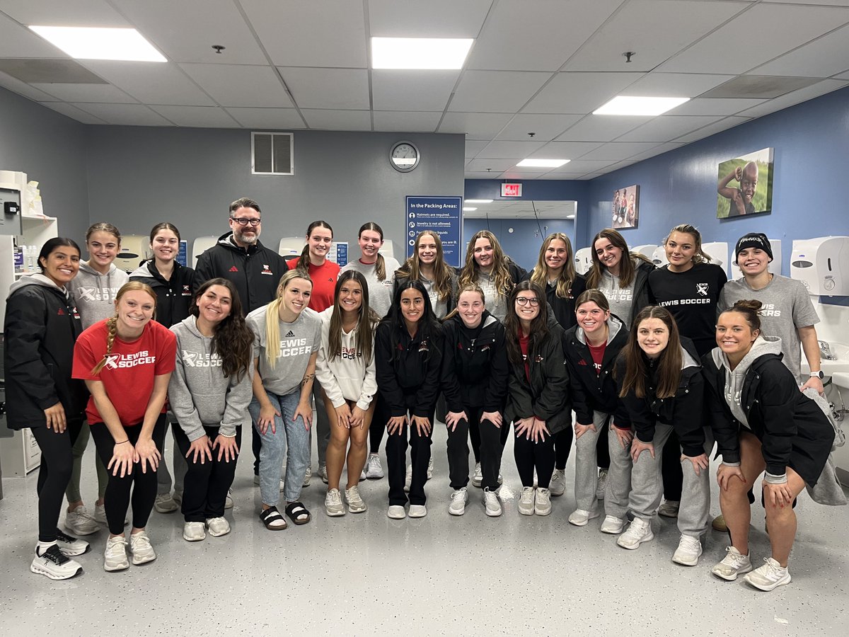 Lewis Women's Soccer (@lewiswsoccer) on Twitter photo Our incredible ladies spent the evening giving back by packing meals with Feed My Starving Children for children in Honduras! 💛 Huge thank you to <a href="/fmsc_org/">Feed My Starving Children</a> for letting us be a part of this meaningful experience. #GivingBack #CommunityService #FMSC #WomenInSports #flyasone Our incredible ladies spent the evening giving back by packing meals with Feed My Starving Children for children in Honduras! 💛 Huge thank you to <a href="/fmsc_org/">Feed My Starving Children</a> for letting us be a part of this meaningful experience. #GivingBack #CommunityService #FMSC #WomenInSports #flyasone