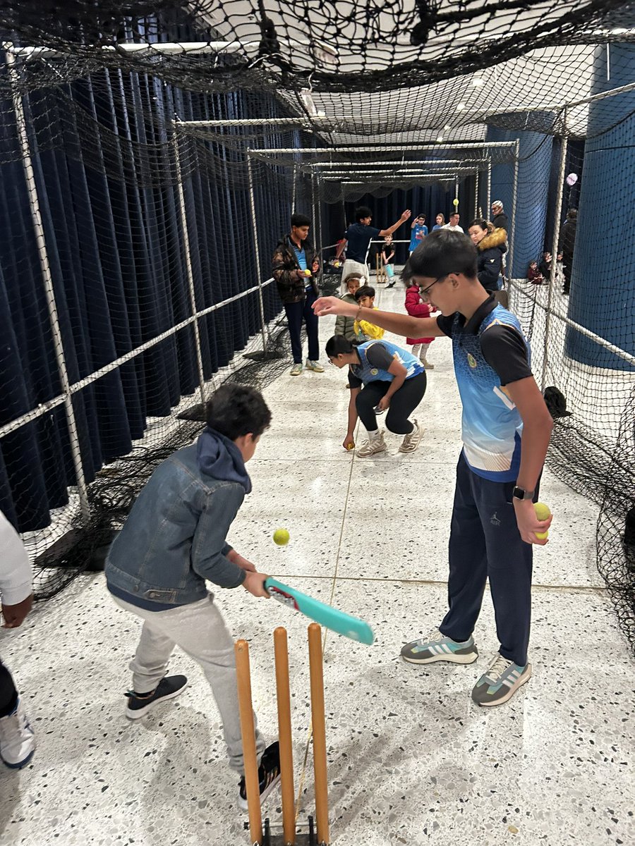 We were delighted to be part of the Hannaford Kidz Expo, showcasing the game of cricket to hundreds of youth at the Empire State Plaza. Our gratitude goes to the <a href="/NYS_OGS/">NYS General Services</a> for making this possible.

<a href="/usacricket/">USA Cricket</a> , <a href="/CDCAofNY/">Capitalcricket#NY</a> , @nyovals.