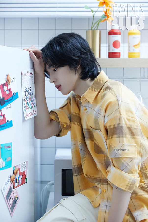 LUN8_Fr's tweet image. [📰] 04.03.25

[Traduction ✍️ de l'interview] + photos de #Chael pour le magazine #CampusPlus 6/7

🖋️ Quand vous entreprenez quelque chose, vous avez tendance à faire attention à tous les détails. À quel moment vous êtes-vous dit 'Je suis un perfectionniste' ?

🐱 Je suis loin