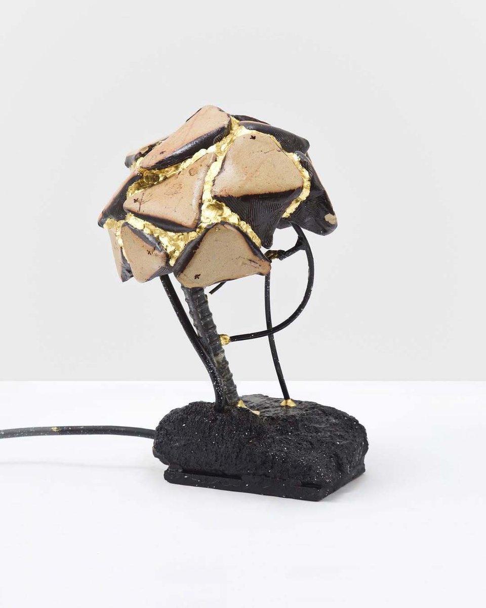 ArteGlobale's tweet image. How can design reshape the way we see waste? 

💡 Explore his creative journey, environmental philosophy, and vision for the future in our exclusive interview.

🔗 Read now artsy.net/article/arte-g…

#HaneulKim #DesignForTheFuture #SustainableArt #Kintsugi  #ArteGlobale #Artsy