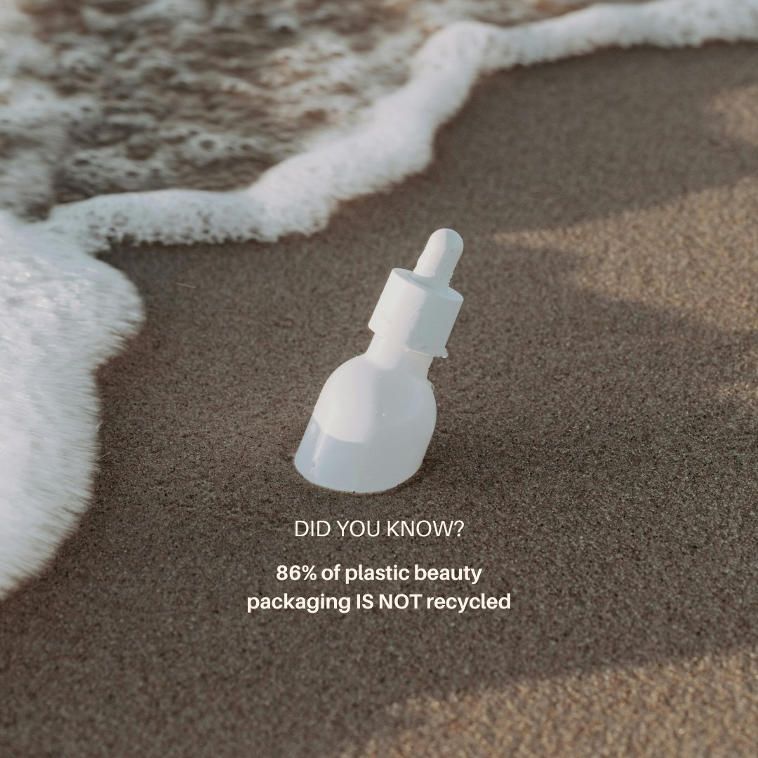 UK beauty brands &amp; retailers are teaming up to tackle #BeautyWaste through recycling, refill &amp; reuse initiatives ♻️✨

Get involved &amp; find your nearest recycling scheme: britishbeautycouncil.com/recycling-poin…💚 

#SustainableBeauty #BeautyCleanUp