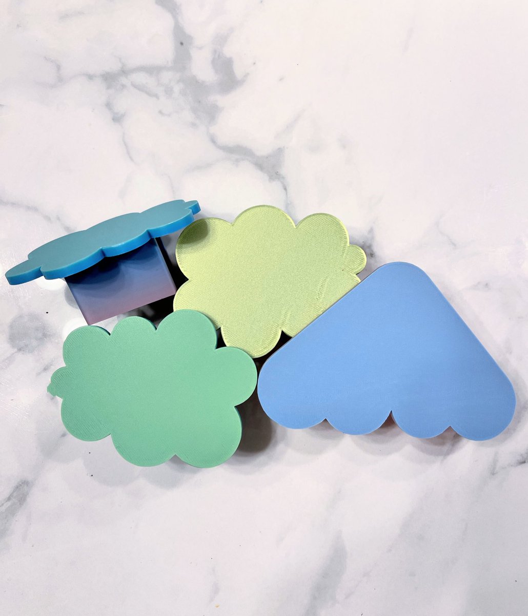 ラケルタさん<a href="/Lacerta_tokyo/">Lacerta ラケルタ</a> の新作！
クレス棒用の【クレスステージ】他にも色・大きさはいっぱい💖
(<a href="/LUCKUP_yosshi/">LUCK UP Reptiles🦎爬虫類ショップ🦎</a> さんでも扱ってます)
ちょっと幅広めボディのにーしゃ。
食卓にいいね😊