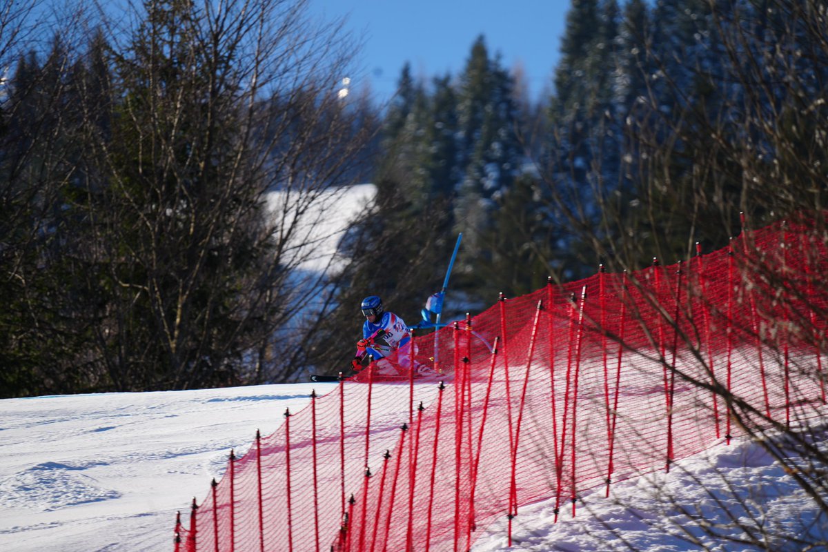 BrudnoBenjamin's tweet photo. Flavio Vitale 🇫🇷 est en tête du géant des championnats du monde junior à l’issue de la première manche ! @FX_Rallet @FedFranceSki @Top_Ski_News #worldchampionships #ski https://t.co/epdKJo7UHN