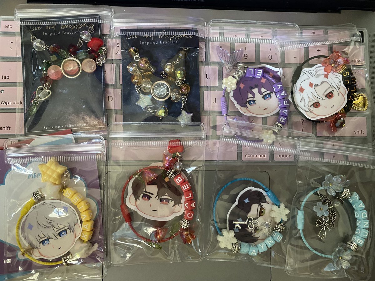 purinfied's tweet photo. 𓏧♡ @semikisses #thanxxsemi

just received my pretty lads bracelets and metal rings 🩷 thank you so much bb for making these and the sunday freebie! https://t.co/zOSsot7vMP