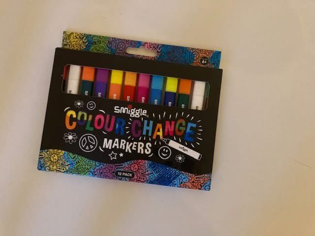 Colour change markers are a great addition to your craft materials.  These markers  allow you to talk about what might change and feelings that are hidden underneath, all while being lots of fun. 
#psychology #therapy #childdevelopment