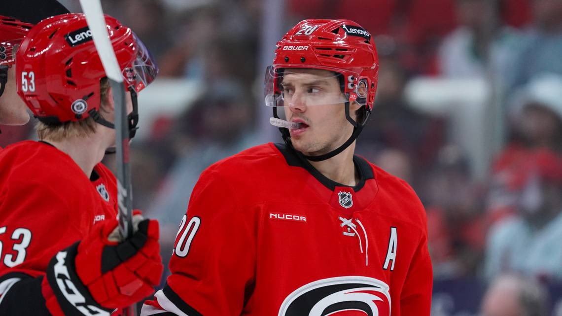 NHLNetwark's tweet image. Sebastian Aho says playing with Mikko Rantanen can be 'exhausting' 

"With Mikko, every game feels like a must-win, or suddenly, trade rumors start flying. It's exhausting."

(Via. @FrankSeravaIli)