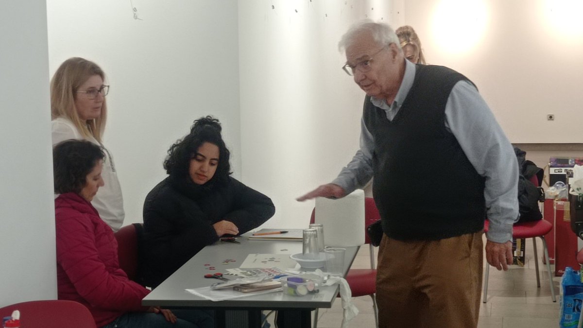 Antonio del Salto (@experiprinfa) on Twitter photo Primer día curso cambio climático en #melilla impartido por María José Gómez y José María López del <a href="/csicenlaescuela/">El CSIC en la Escuela</a> en la <a href="/UNEDMelilla/">UNED Melilla</a> con participación del <a href="/CEIPMediterrne1/">CEIP Mediterráneo</a> y con <a href="/upeform_melilla/">UPEFormación Melilla</a> Primer día curso cambio climático en #melilla impartido por María José Gómez y José María López del <a href="/csicenlaescuela/">El CSIC en la Escuela</a> en la <a href="/UNEDMelilla/">UNED Melilla</a> con participación del <a href="/CEIPMediterrne1/">CEIP Mediterráneo</a> y con <a href="/upeform_melilla/">UPEFormación Melilla</a>