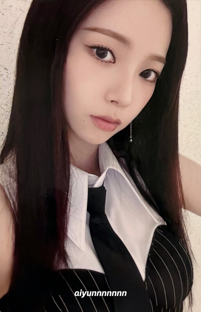 aiyunnnnnnnn's tweet image. 2025 Potd in Guangzhou
【 ticket photocard 】
#aespa #에스파
#KARINA #GISELLE #WINTER #NINGNING
#카리나 #지젤 #윈터 #닝닝