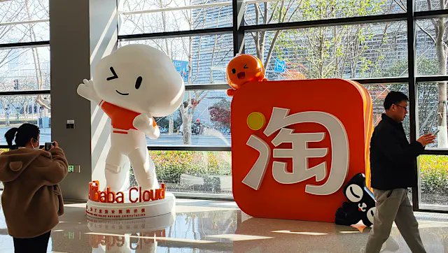 Krishna22V's tweet photo. Alibaba offers free access to its AI model that can generate realistic video and images

#ai #alibaba #aitech #ainews https://t.co/S34BVRctja
