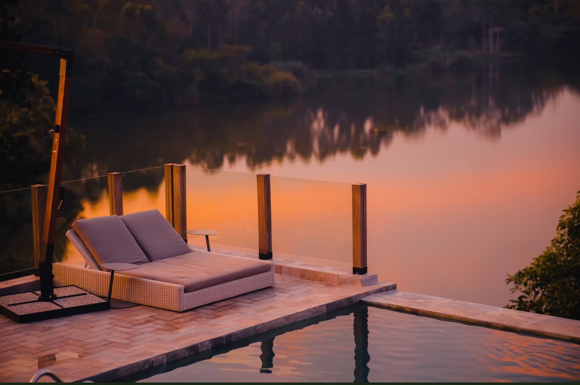 ErosTravelogue's tweet photo. Top 15 Staycation Lodges &amp; Hotels in Uganda in 2025 🇺🇬

Looking for the perfect weekend escape? Here are the top 15 staycation spots across Uganda that offer luxury, serenity, and adventure!

1. Tabebuia Spa &amp; Safari Resort- Fort Portal https://t.co/W9vMWAvKtp