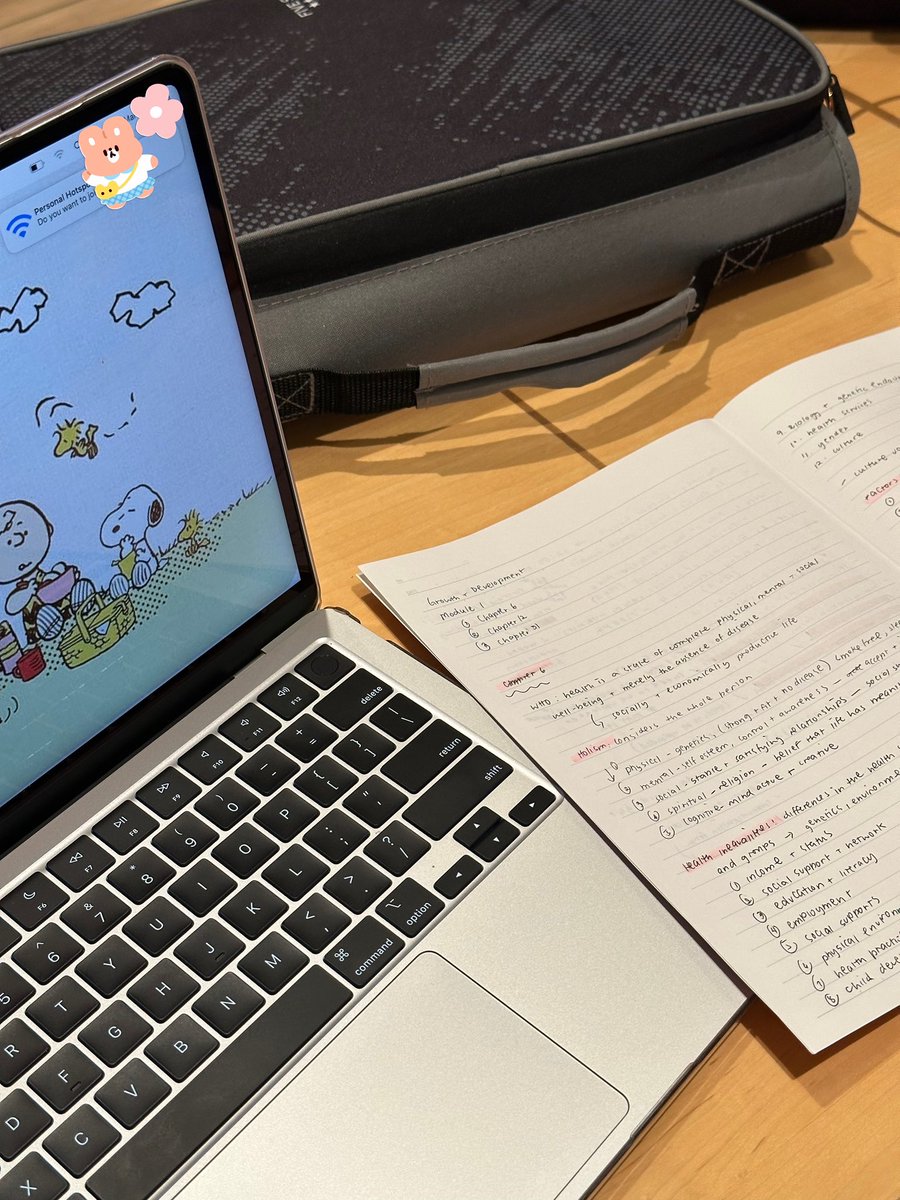 stuhde_'s tweet image. before &amp;amp; after 💻☕️ #studytwt #archivetwt #lifetwt