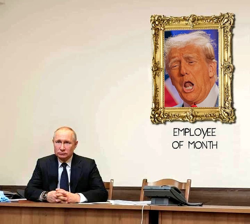 #SlavaUkraini 
#TrumpIsARussianAsset