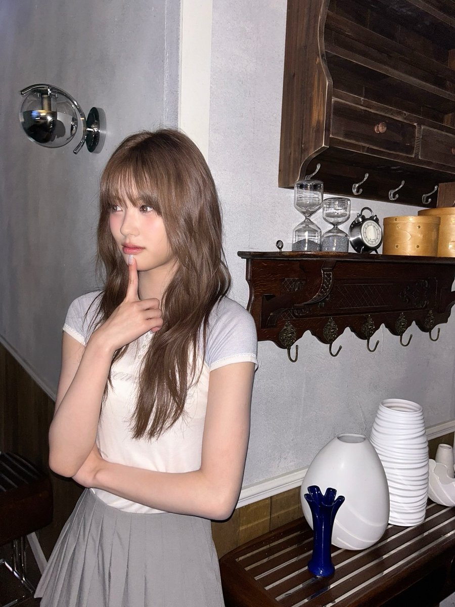 izna_offcl's tweet image. [izME📮]

나야✨💖 
오늘은 이즈나가 데뷔 100일입니다!
나야랑 이즈나 멤버들 덕분에 매일 너무 행복해요ㅠㅠ💕💝 항상 고마워요❤️
앞으로도 저희 이즈나가 나야를 행복하게 만들어 줄게요💞 더 멋있고 예쁜 모습들을 많이 보여드릴 수 있도록 열심히 하겠습니다!!
너무너무 사랑해요🤍🩵…