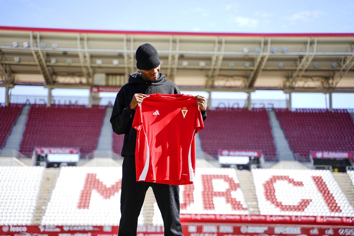 YAP_Football's tweet photo. 🚨 Here We Go🤩📸
SEYRAM VIGLO From Young African Promises🇬🇭 To Real Murcia in Spain 🇪🇸 @vkmseyram @realmurciacf_oficial 

Congratulations once again🎉🍾🎈🔥🔥 https://t.co/a3dzNBzbHP