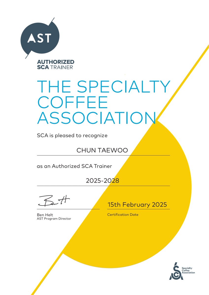 AppleMint_Kr's tweet photo. 僕の素朴な目標は、日本出身のSCA ASTをもっと増やせるようにお手伝いすること。
そしてコーヒーを一緒に楽しむことです。
#コーヒー #珈琲 #Qgrader #arabica #robusta #SCAAST https://t.co/pawgNsSeiI