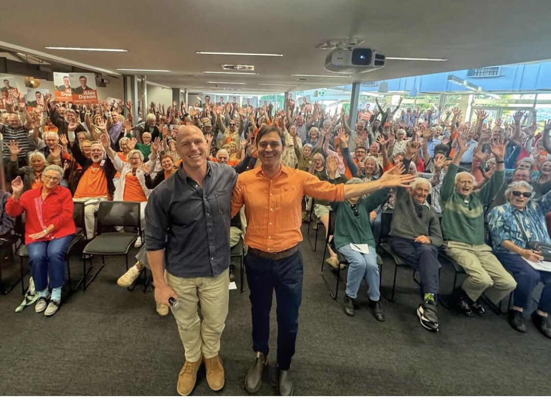 VoicesofWannon (@voicesofwannon) on Twitter photo A huge thanks to <a href="/DavidPocock/">David Pocock</a> for coming down to Wannon and discussing with Alex Dyson and 300 locals how independents can bring a better deal for their community.
#wannonvotes #auspol #auspol25 #auspol2025 A huge thanks to <a href="/DavidPocock/">David Pocock</a> for coming down to Wannon and discussing with Alex Dyson and 300 locals how independents can bring a better deal for their community.
#wannonvotes #auspol #auspol25 #auspol2025