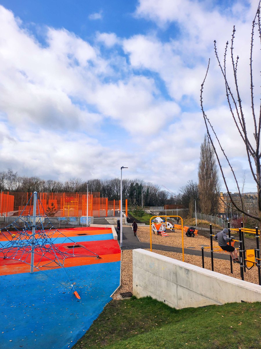 HSLimited's tweet image. Spring has sprung at Dalry Community Park! 🌿 A vibrant link for the community, perfect for walking, cycling, and exploring. Whether it&apos;s a morning jog, bike commute, or family fun at the playground, there&apos;s something for everyone! 🚶‍♂️🚴‍♀️
#HarrisonStevens #PositiveContribution