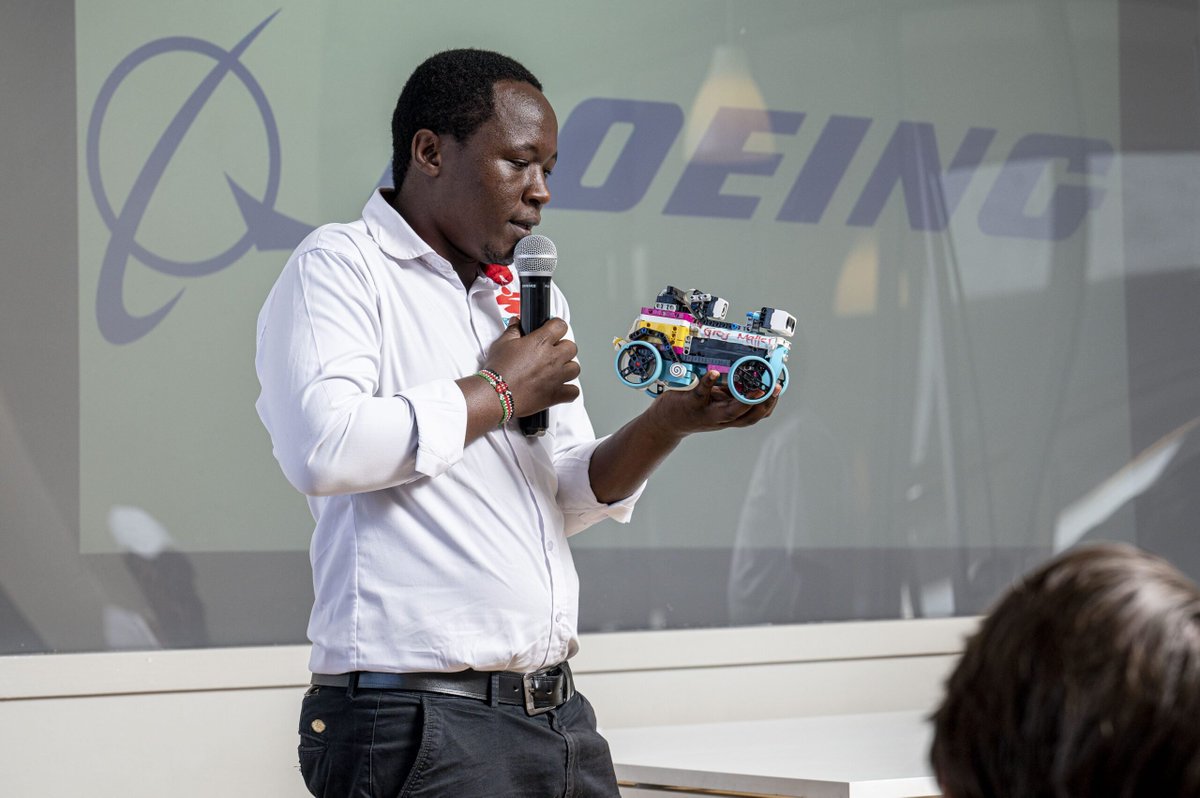 Edutab Africa (@edutab_africa) on Twitter photo #Africaās learners deserve a seat at the global robotics table. š¤š
How do we make that happen? Our Co-Founder, <a href="/maxwell_fundi/">Maxwell Fundi</a> shares insights.
š edutab.africa/2025/03/03/a-b⦠#Robotics #AI #STEMEducation #EdTech #AfricaTech <a href="/UniEastFinland/">University of Eastern Finland</a> #Africaās learners deserve a seat at the global robotics table. š¤š
How do we make that happen? Our Co-Founder, <a href="/maxwell_fundi/">Maxwell Fundi</a> shares insights.
š edutab.africa/2025/03/03/a-b⦠#Robotics #AI #STEMEducation #EdTech #AfricaTech <a href="/UniEastFinland/">University of Eastern Finland</a>