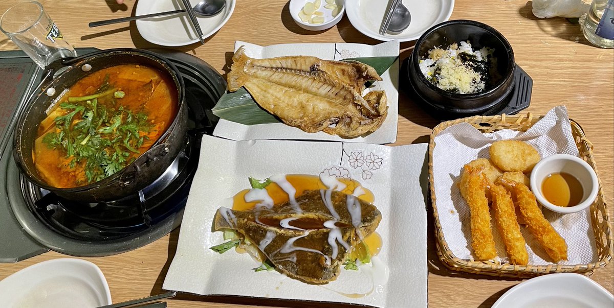 UANDDN's tweet image. 明日の目の手術のためにちゃんと食べなきゃ！
これで緊張がなくなるように🙏

#韓国旅行 #目再手術 #韓国整形 #韓国料理