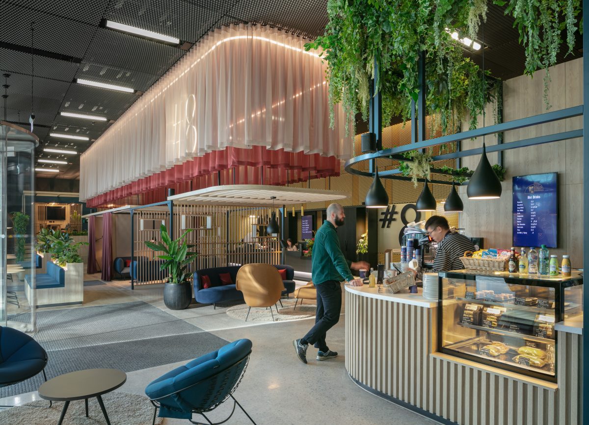 Big Deals, Bigger Growth for Manchester 📈

2024 ended strong with 1.22m sqft let, up 29% from 2023! And 2025 is already off to a strong start with no signs of slowing down...

Read the full February office market summary 👇
levelworkspace.com/post/mancheste…

 #OfficeMarketUpdate