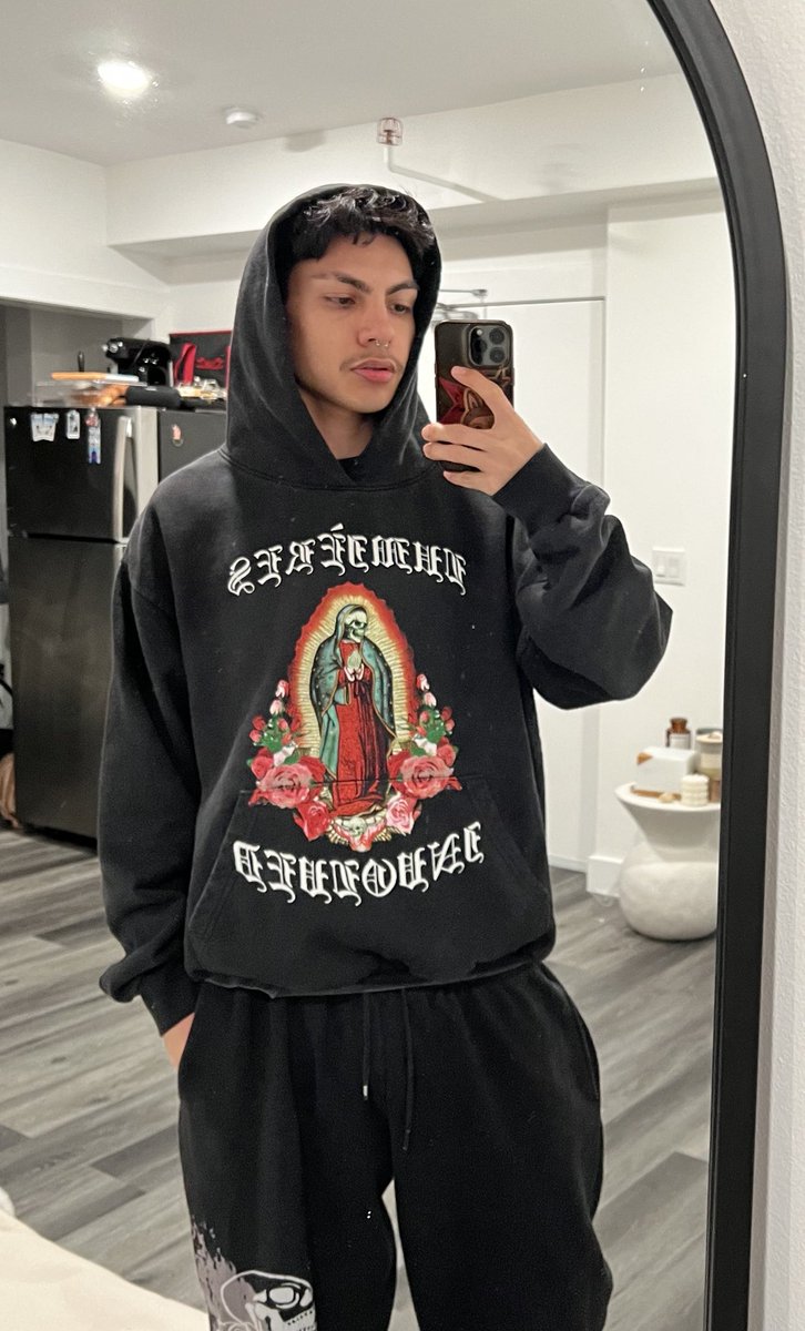 shadyxpapi's tweet image. show you off